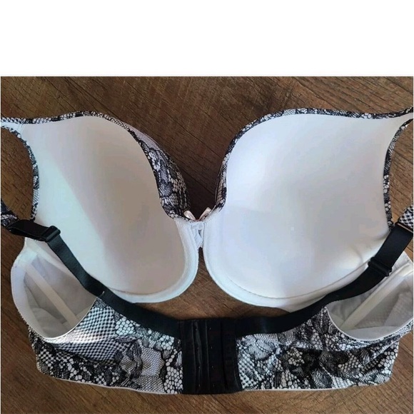 Lane Bryant Cacique Bra 44C - Picture 3 of 8